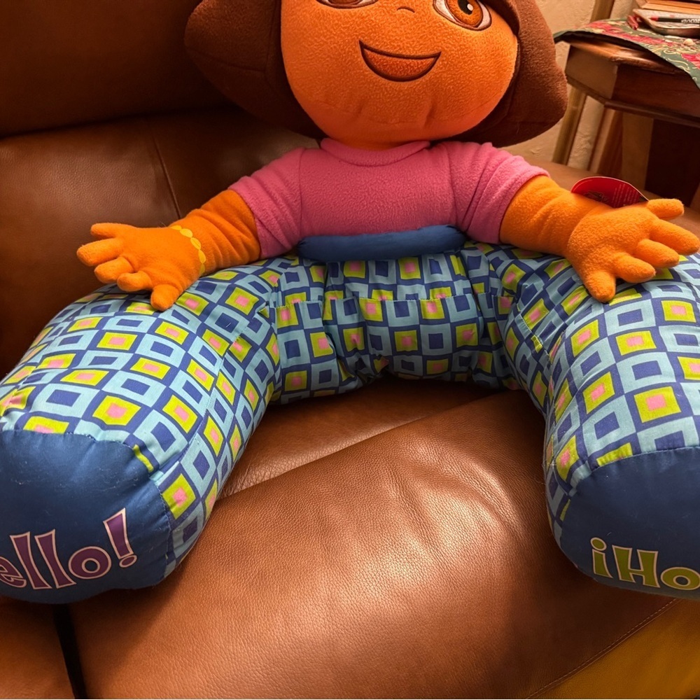 Dora The Explorer Vintage 2003 Lounger Pillow Stuffed Plush Chair RARE WITH TAG - Picture 2 of 16